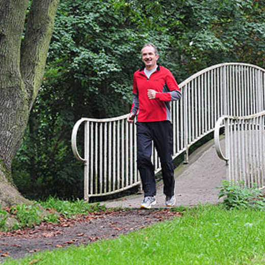 Durch den Abtnaundorfer Park und rund um das Naturbad Nordost
