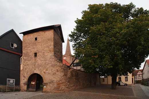 Torturm der Kirchenburg Einhausen