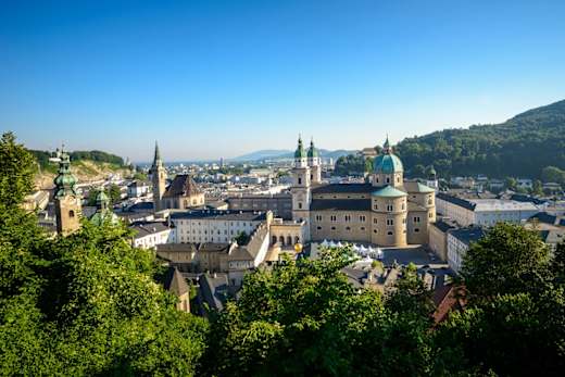Stadtansicht vom Mönchsberg auf dem Dom