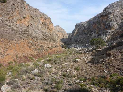 Talauswärts bei Abstieg vom Parkplatz ins Tal der Toten