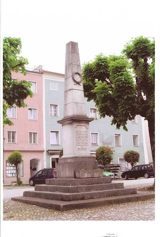 Der steinerne Obelisk