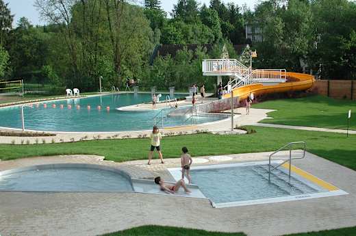 Freibad und Kinderbecken