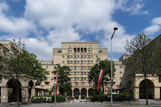 Reumannhof (Ehrenhof)