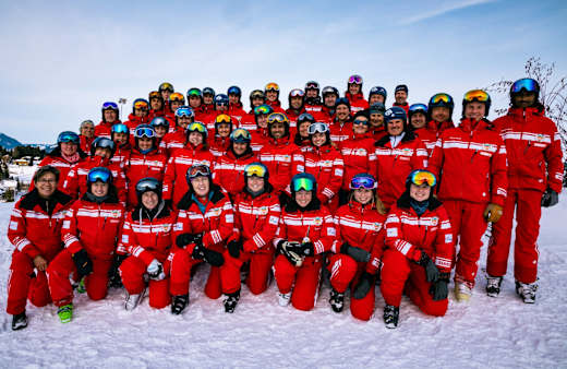 Schweizer Skischule Stoos, Team