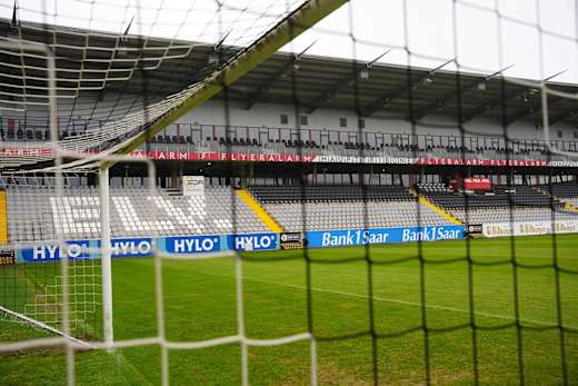 URSAPHARM-Arena an der Kaiserlinde