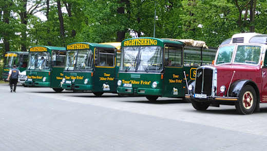Alter Fritz Bus Parkplatz, Foto: Alter Fritz" Stadttourismus Schlösserrundfahrten, Lizenz: Alter Fritz" Stadttourismus Schlösserrundfahrten