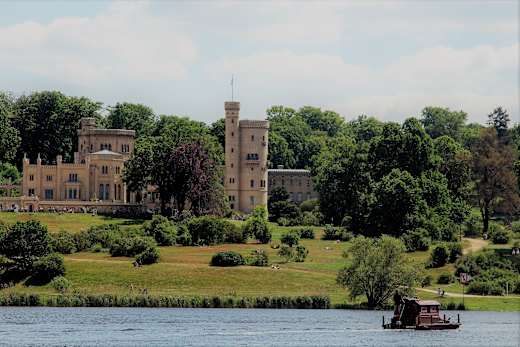 Schloss Babelsberg in Potsdam, Foto: André Stiebitz, Lizenz: PMSG/ SPSG