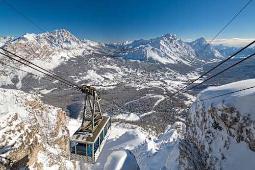 Cortina d'Ampezzo, Seilbahn Freccia nel Cielo