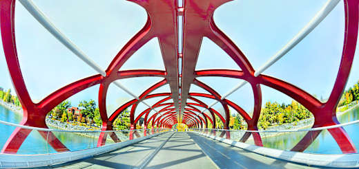 Calgary, Peace Bridge
