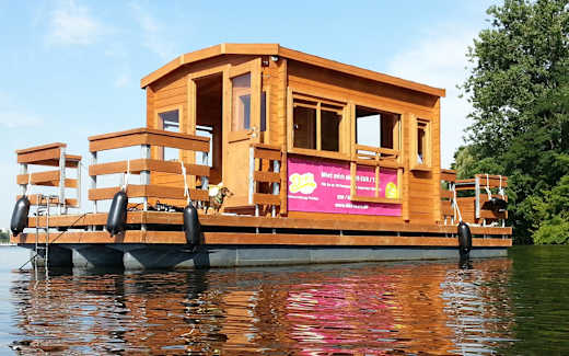 Floß Typ 3, Foto: Diki Tours