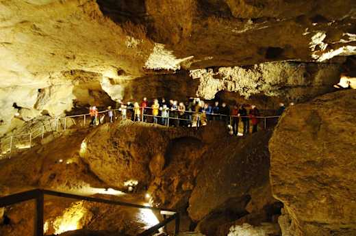 Ahorntal, Sophienhöhle