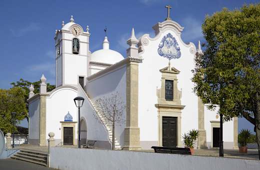 Almancil, Igreja São Lourenço de Matos