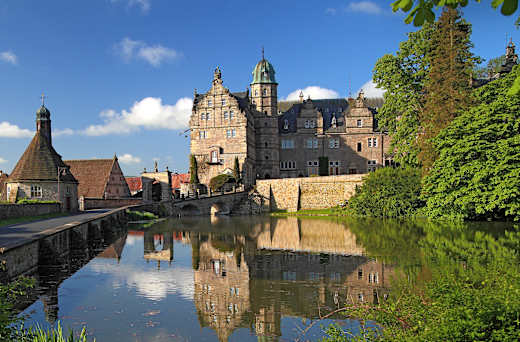Emmerthal, Schloss Hämelschenburg