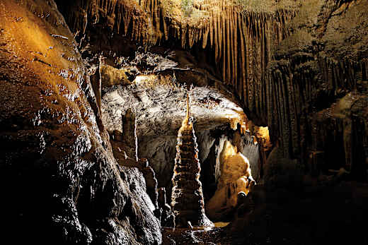 Iserlohn, Dechenhöhle