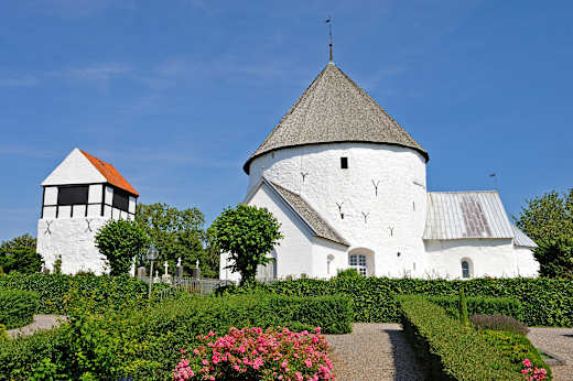 Nylars, Nylars Kirke