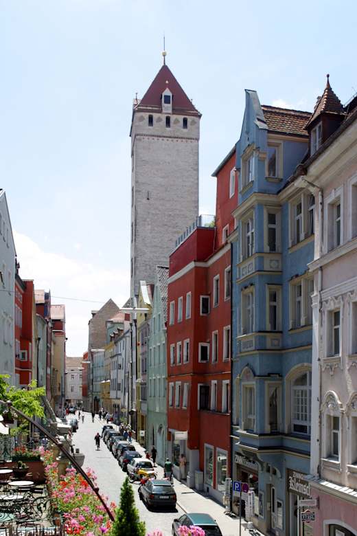 A_Goldener-Turm_Peter-Ferst