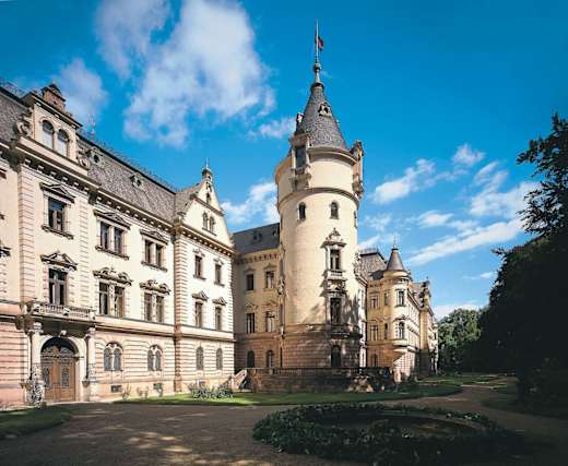 Südflügel-Schloss-St--Emmer