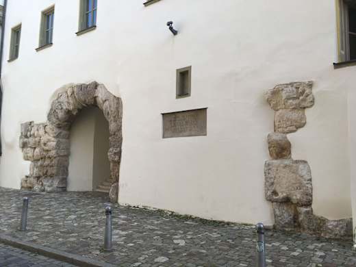 Porta-Praetoria-4