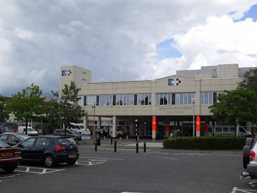 Craigavon Area Hospital - Front Entrance - geograph.org.uk - 1401867