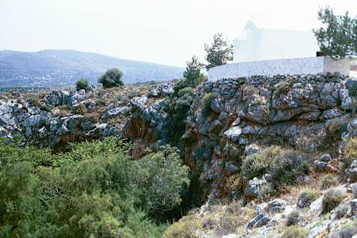 Skotino cave 229L