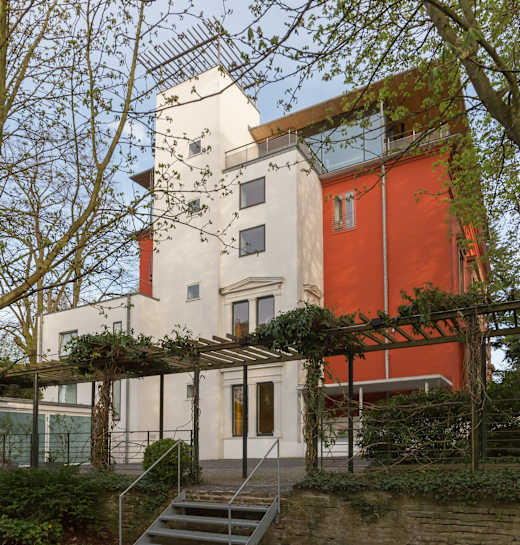 2013-04-18 Villa Prieger, Raiffeisenstraße 2–4, Bonn IMG 0030