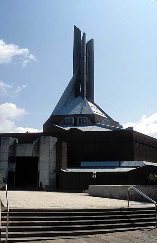 Clifton Cathedral from north (600px)