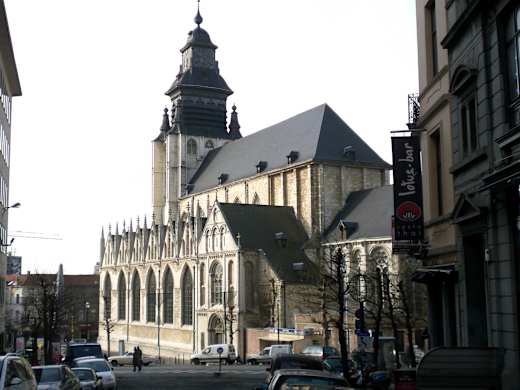 Ecglise notre dame bruxelles arriere