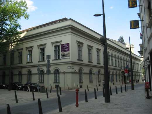 Károlyi Mansion, corner of Károlyi Mihály and Ferenczy István Sts., 2011 Budapešť 1224