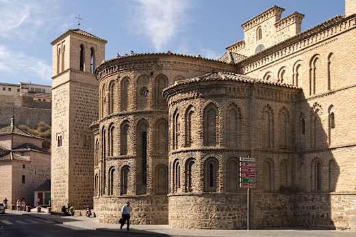 Iglesia de Santiago del Arrabal - 01