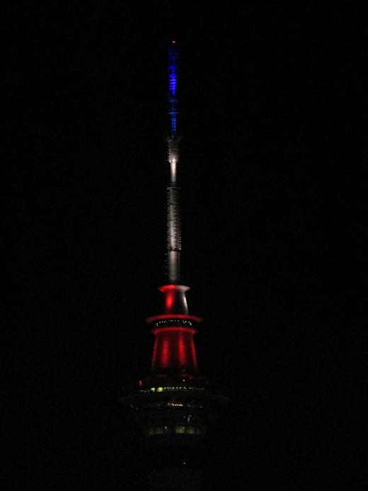 Sky Tower after November 2015 Paris attacks 04
