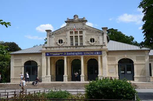 Kiosque Bosc, one of the concrete buildings of Montpellier - panoramio