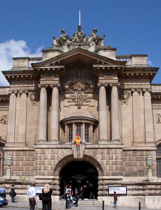 Bristol art gallery and museum 2 (3763133570)