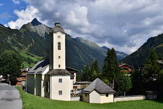 Brandberg - Pfarrkirche hl Kreuz - I