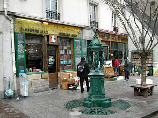 Shakespeare and Company store in Paris