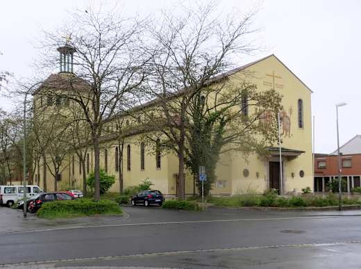 Heiligkreuzkirche Würzburg 01