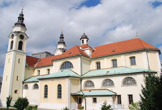 Cerkev sv. Petra, Ljubljana-Center, skozi okno Inštituta za biofiziko