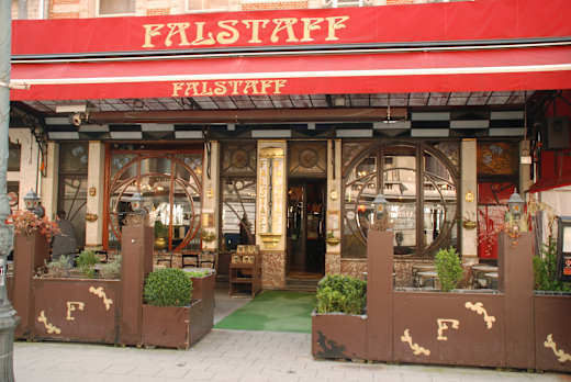 Taverne-restaurant le Falstaff 02