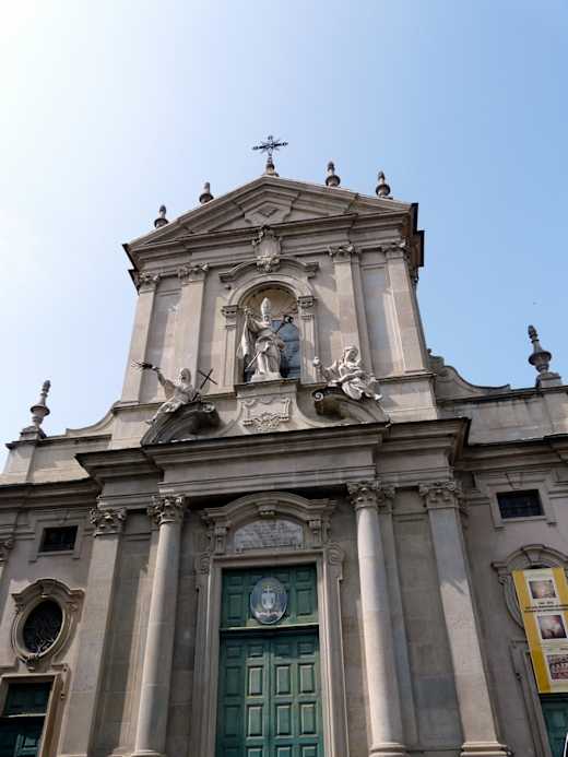 Piazza (Mondovì)-cattedrale-facciata1