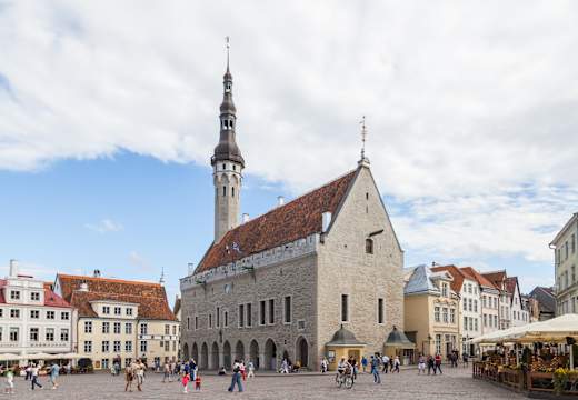 Plaza del ayuntamiento, Tallinn, Estonia, 2012-08-05, DD 02