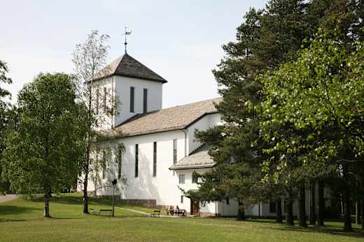 Grefsen kirke 20080531-1