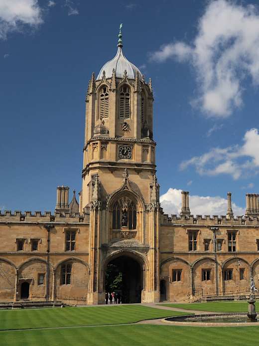 Tom Quad, Christ Church, Oxford (cropped)