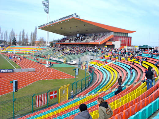 Friedrich-Ludwig-Jahn-Sportpark in Berlin 2009