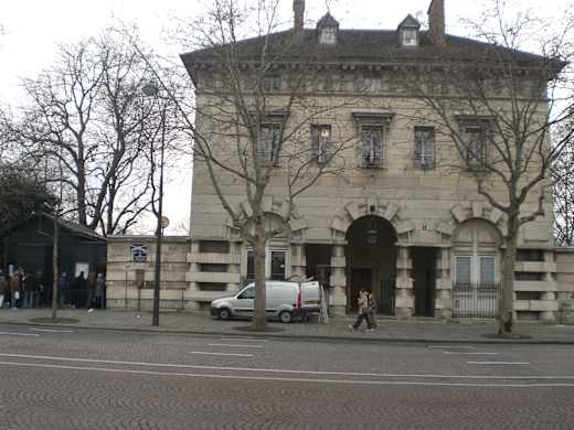 ParisXIVEntreeCatacombe