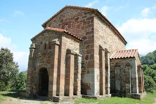 Camino de San Salvador, Iglesia de Santa Cristina de Lena, 05