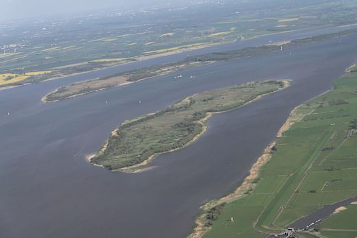Aerial photograph 400D 2012 05 05 8360 DxO