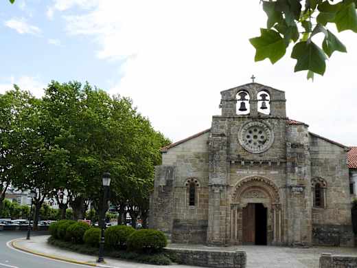FachadaIgrexaStaMaríadeCambre