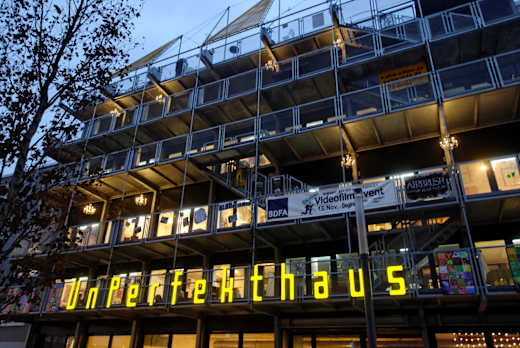 Unperfekthaus in Essen, von Westen