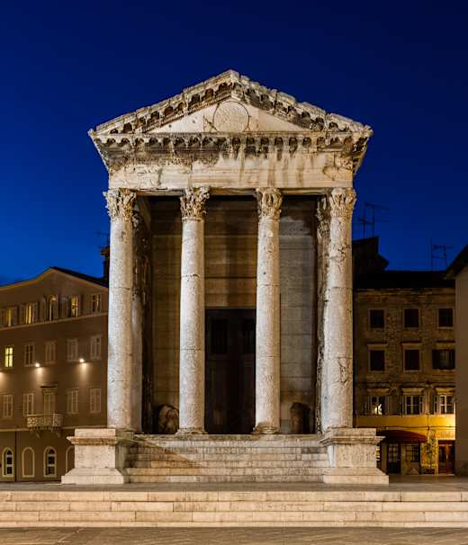 Templo de Augusto, Pula, Croacia, 2017-04-17, DD 71-73 HDR