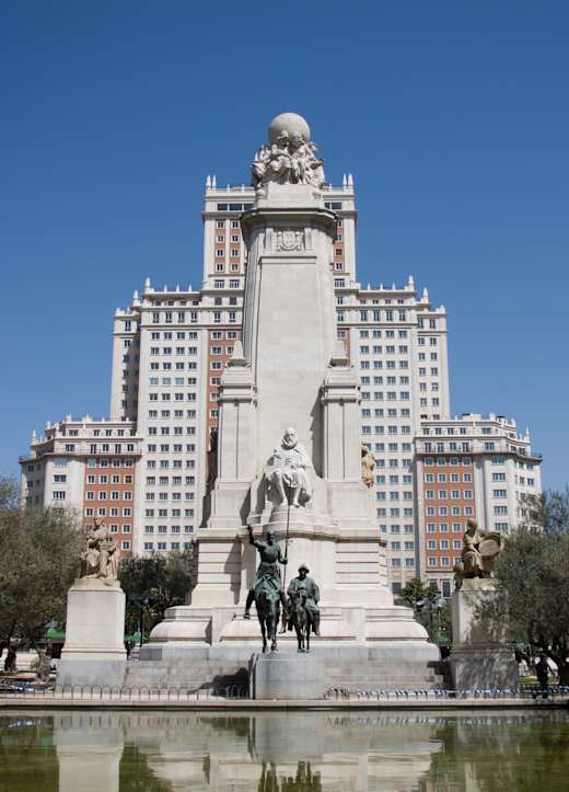 Monumento a Miguel de Cervantes - 03