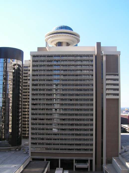 Hyatt-regency-atlanta-side
